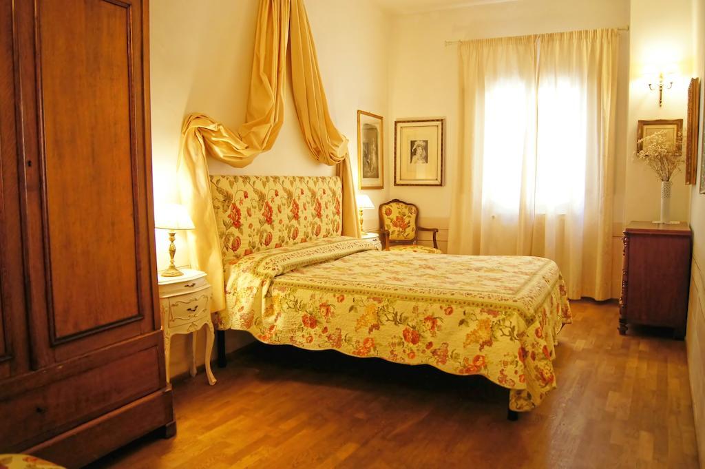 Melarancio Apartments Florence Chambre photo